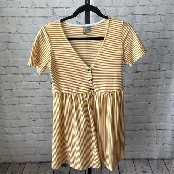 Asos Mini V Neck Button Down Smoke Stress Striped Size 4 - Picture 3 of 6